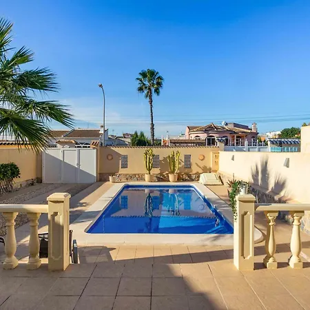 Charming House With Private Pool In Urb Saint Louis Σαλέ